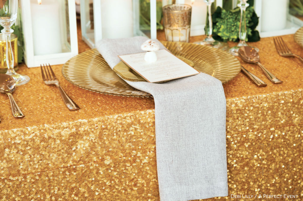 Gold wedding theme for fifty years wedding anniversary 