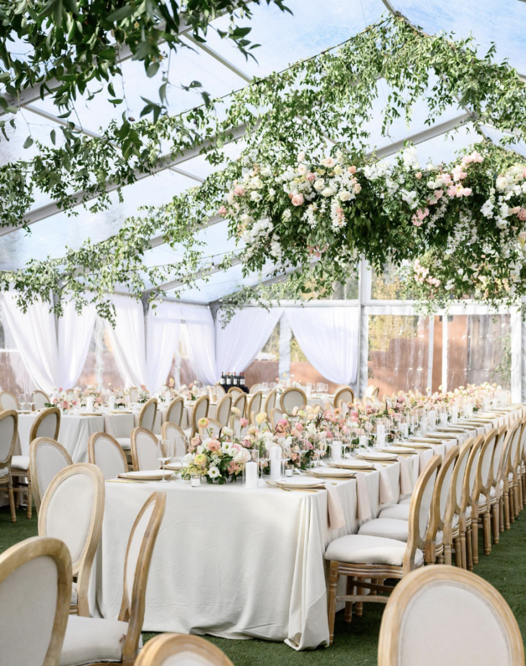 Blooming Into Spring: Fresh Linen Trends for the Season - Linen Rentals ...