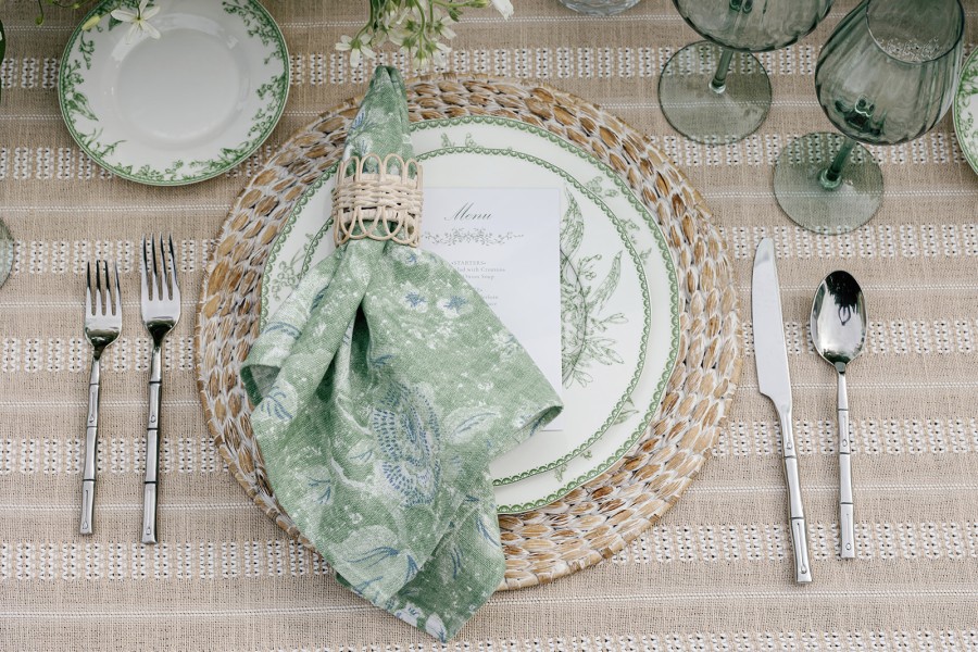 Neutral cream tablecloth detail