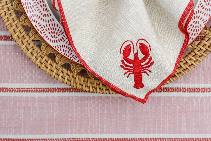 Bright and timeless coastal table scene