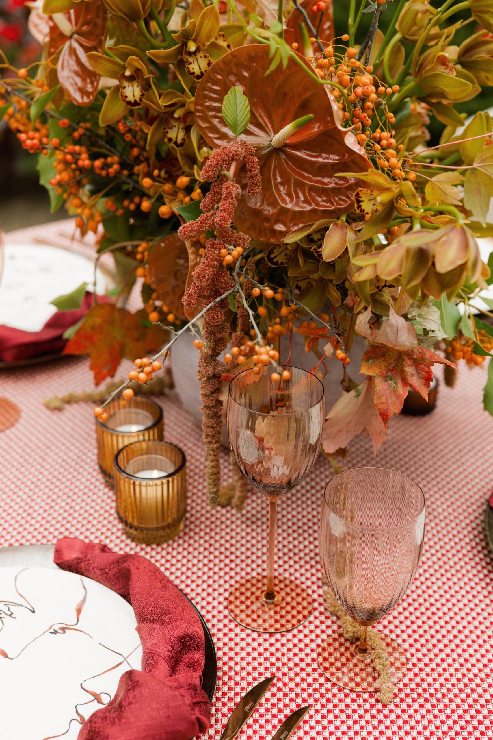 Modern patterned tablecloth in red and ivory tones