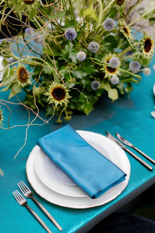 Polished deep green linen for modern receptions